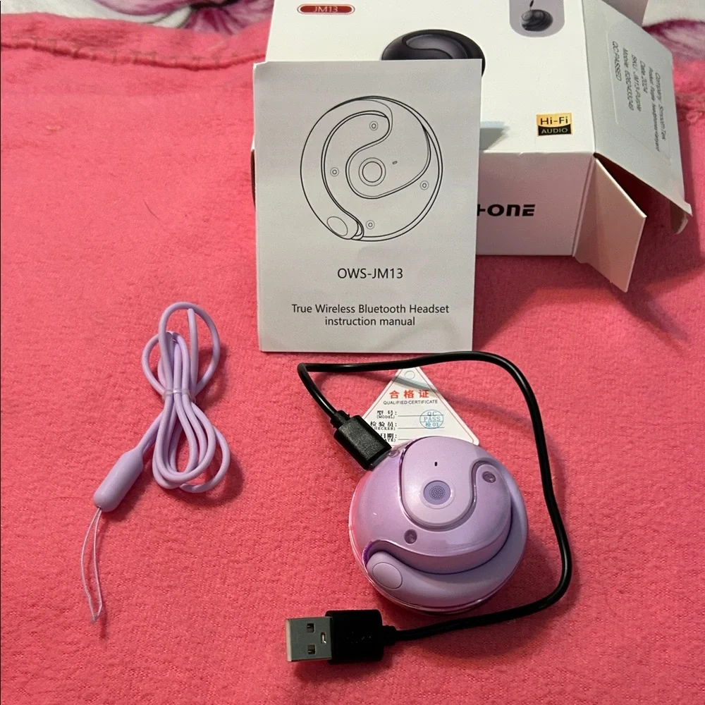 Black Bluetooth Earphones